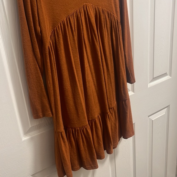 Beautiful Fall Dress 👗 - Picture 4 of 5